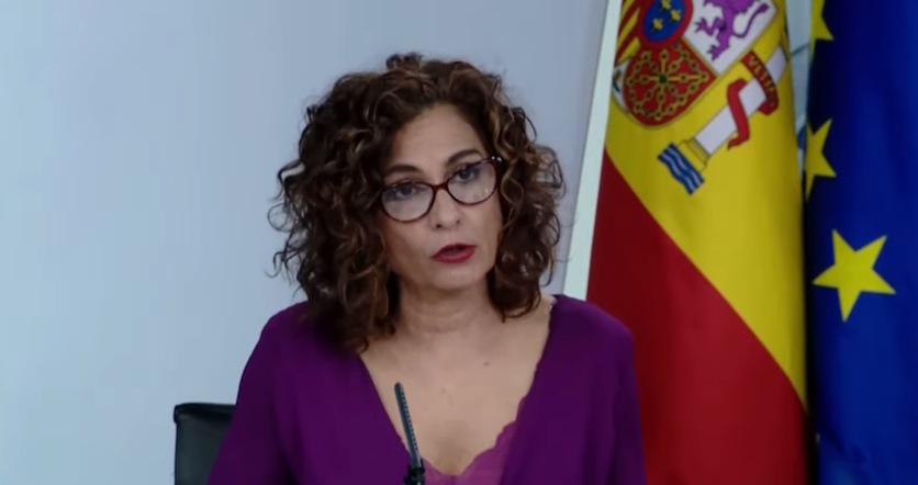 "코로나 바이러스에 스페인은 준비되어 있다" 기자회견 중인 마리아 헤수스 몬테로 장관.